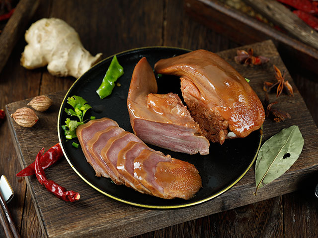 �������